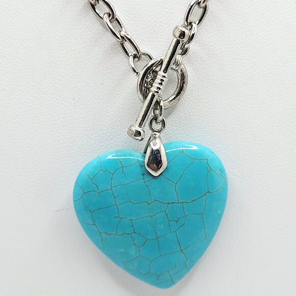 Turquoise Heart Faux Necklace Silver Tone Chain 18" - Picture 2 of 6